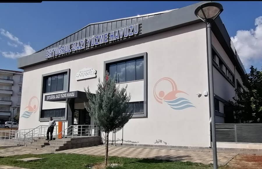 Ertuğrul Gazi Yüzme Havuzu (Şahinbey) — Gaziantep yüzme havuzu