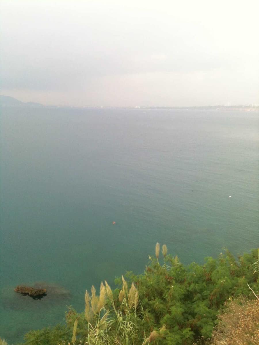 Akra Barut Otel Plajı — Antalya, Muratpaşa