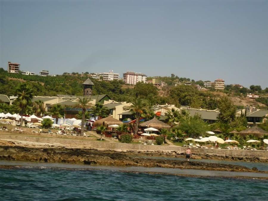 Incekum Resort Otel Plajı — Antalya, Alanya
