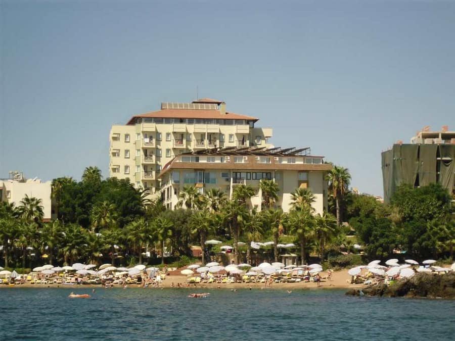 Kösdere Otel Plajı — Antalya, Alanya