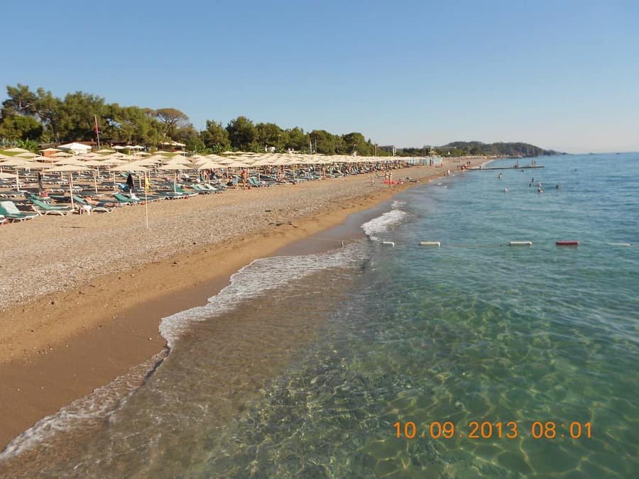 Mövenpıck Otel Plajı — Antalya, Kemer