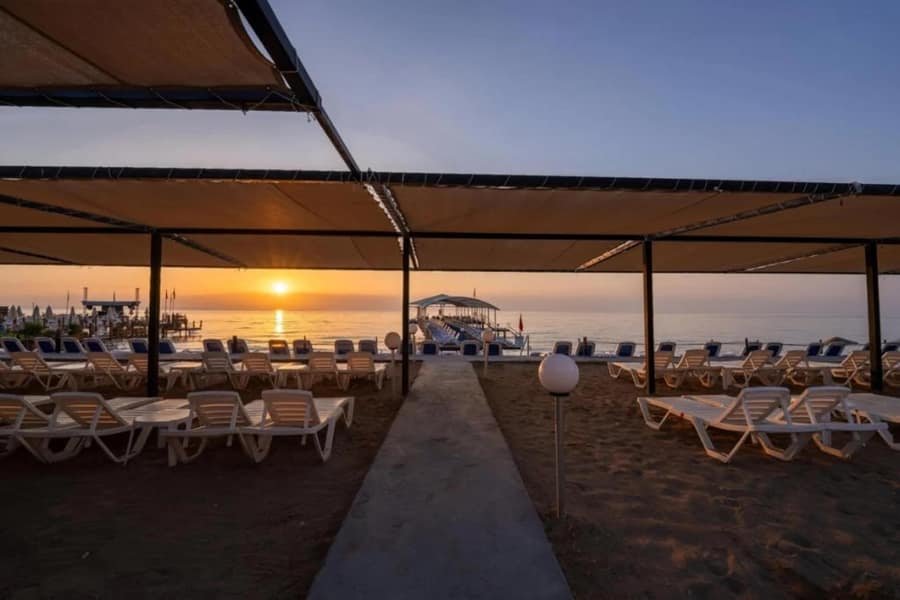 Rıng Beach Otel Plajı — Antalya, Kemer