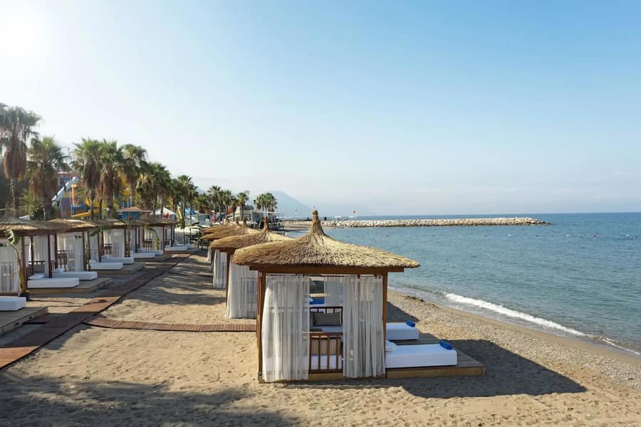 Rıxos Sungate Otel Plajı — Antalya, Kemer