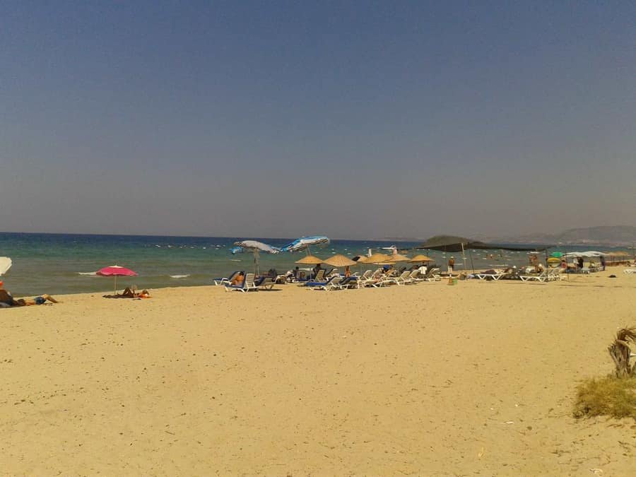 Aykuştur Sitesi Plajı — Aydın, Kuşadası