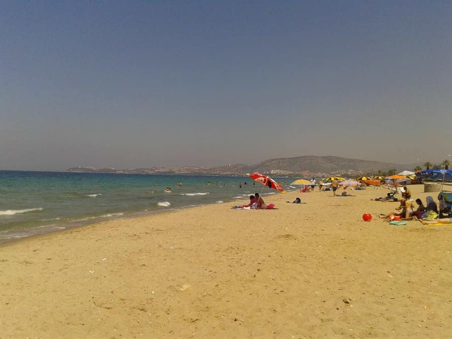 Nazıllı Sitesi Plajı — Aydın, Kuşadası