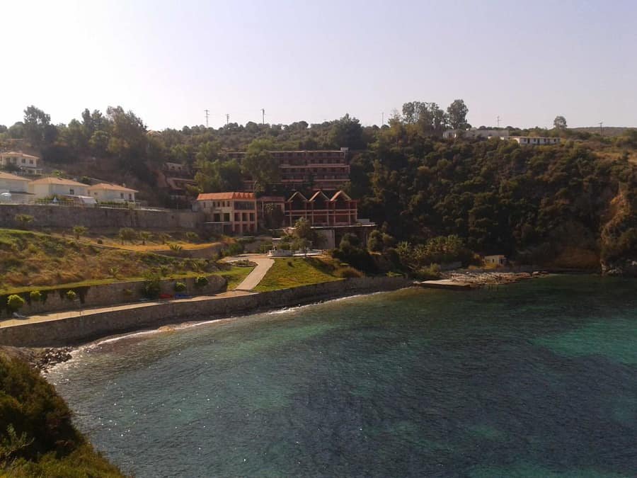 Zınos Otel Plajı — Aydın, Kuşadası
