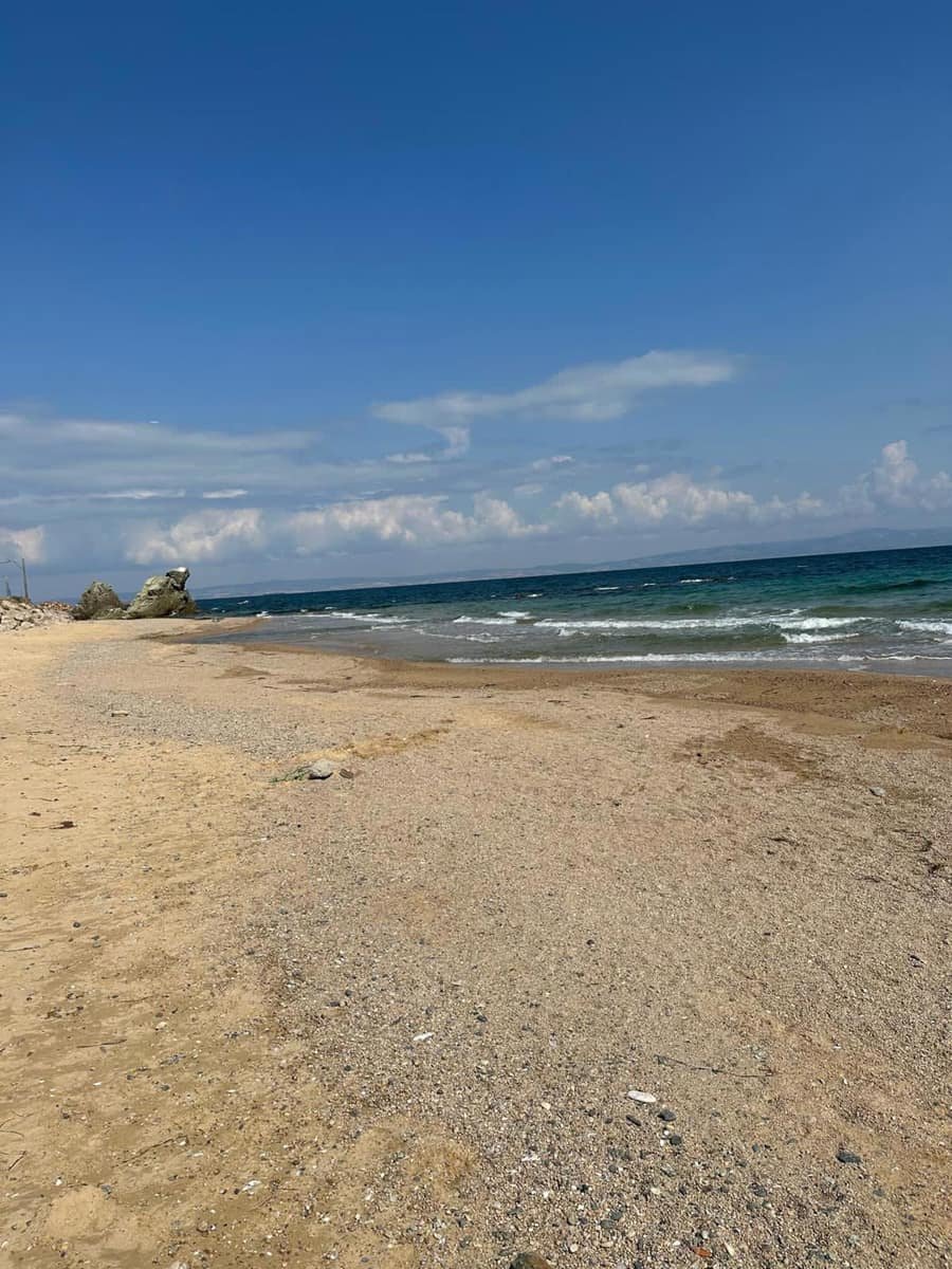 Aksaz Halk Plajı — Çanakkale, Biga