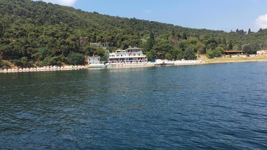 Büyükada Aya Nikola Halk Plajı — İstanbul, Adalar
