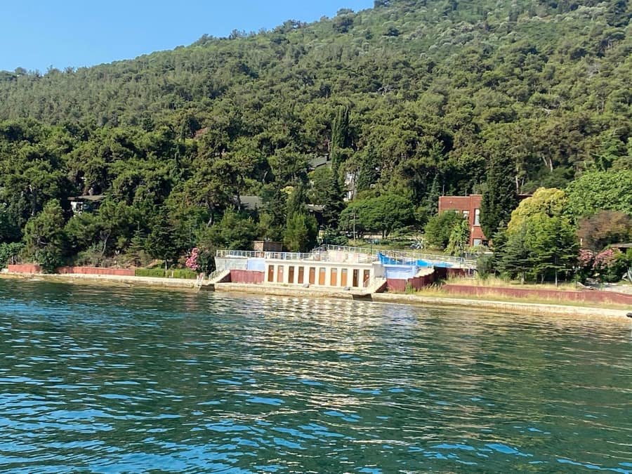 Büyükada Tabiat Parkı Plajı — İstanbul, Adalar