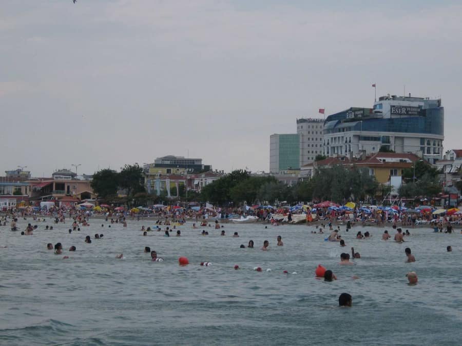 Büyükçekmece Halk Plajı — İstanbul, Büyükçekmece