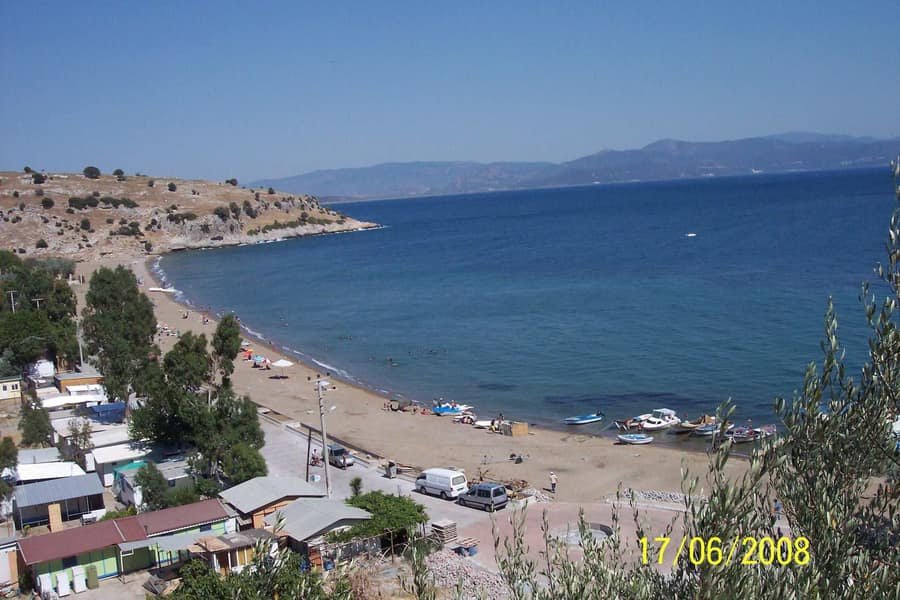 Ahmetbeylı Plajı — İzmir, Menderes