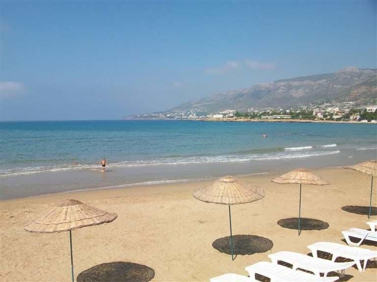 Büyükeceli Halk Plajı — Mersin, Gülnar