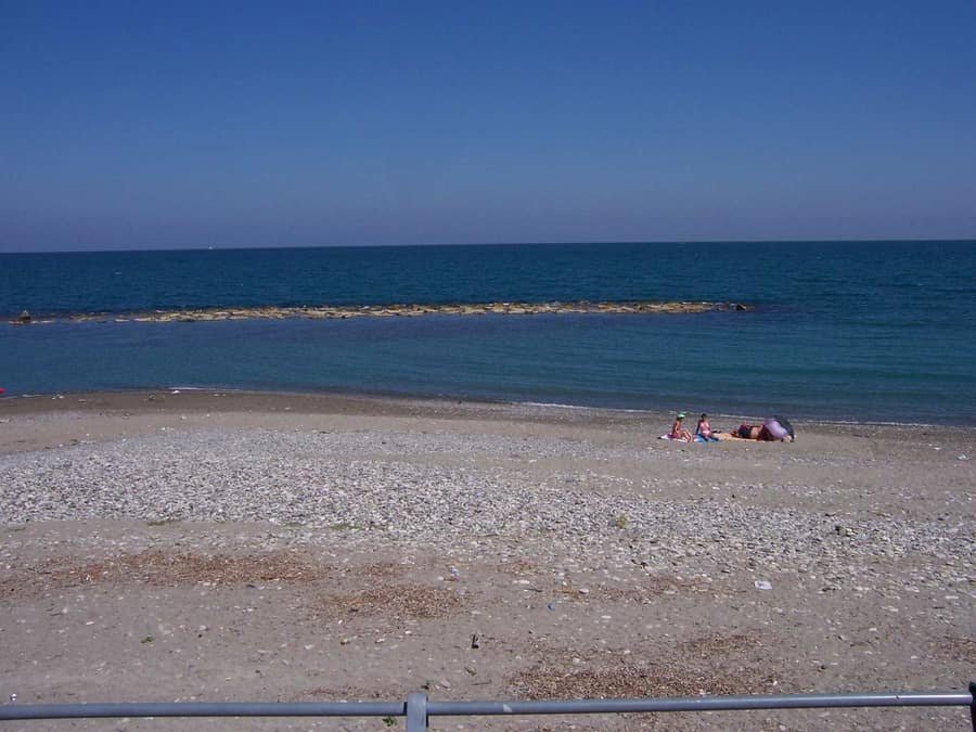 Yalı Lokantası Plajı — Samsun, Yakakent