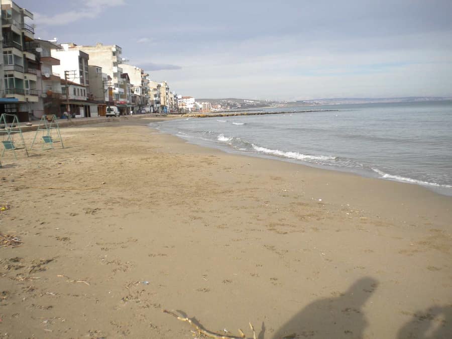 Kumbağ Balıkçıbarınağı Yanı Halk Plajı — Tekirdağ, Süleymanpaşa